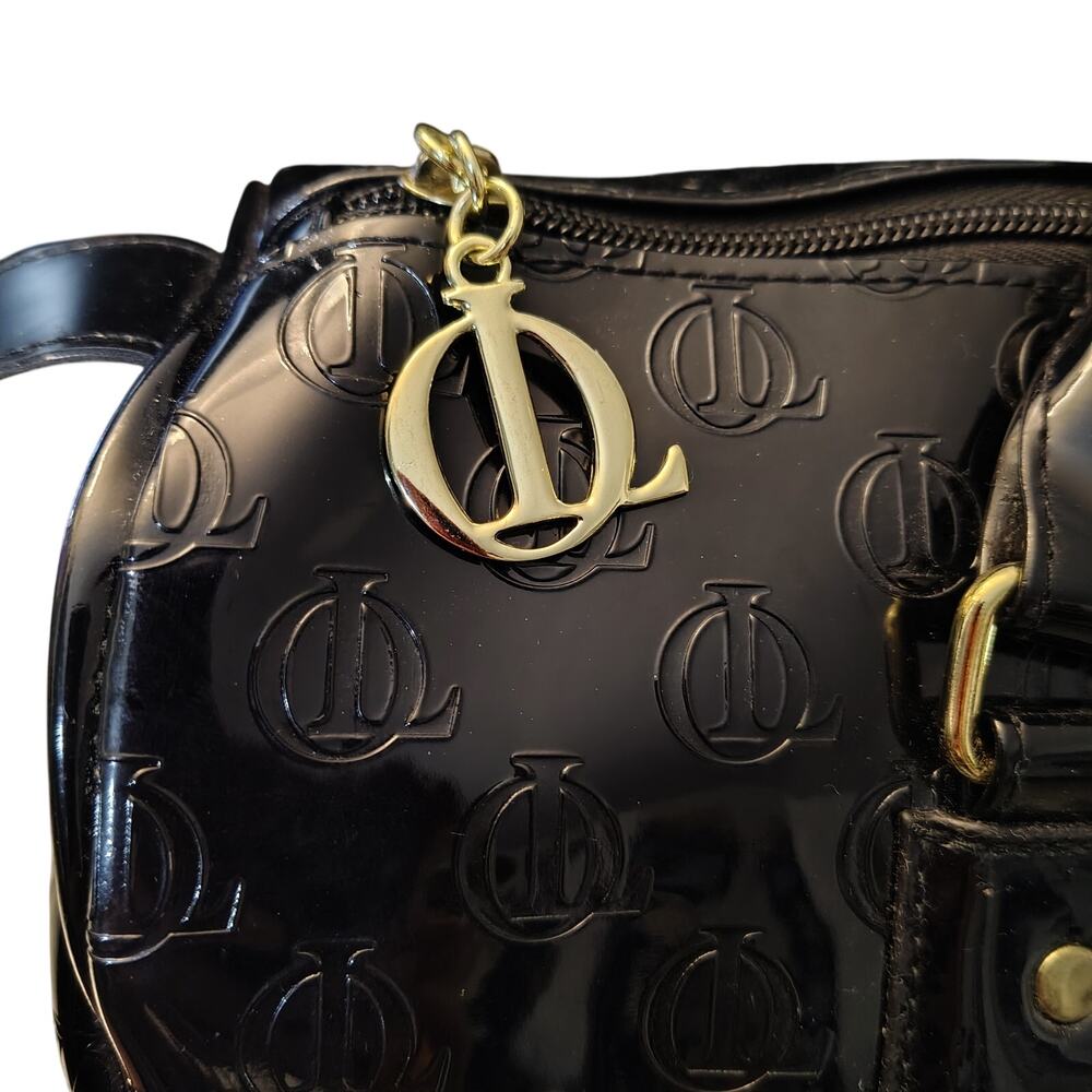 #PH14 - LARGE BLACK PATENT EMBOSSED LEATHER HANDBAG BY QUEEN BY QUEEN LATIFAH -